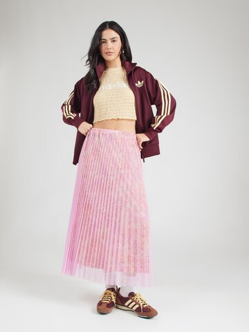 Fustă de la Rich & Royal pe roz