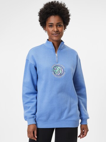Daisy Street Sweatshirt in Blue: front