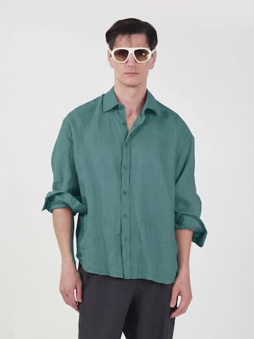 T-Shirt 'Hemden' Giesto en vert : devant