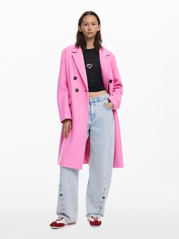 Desigual Зимнее пальто в Ярко-розовый