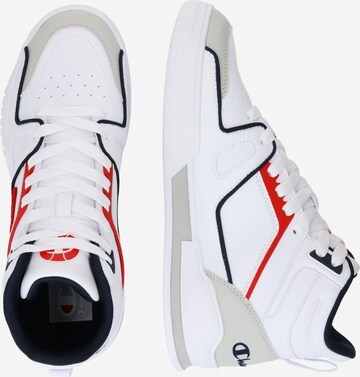 Champion Authentic Athletic Apparel Sneaker '3 POINT' in Weiß