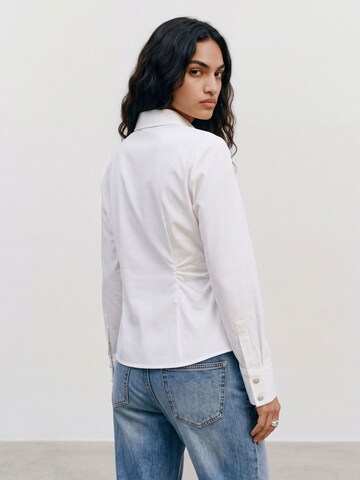 VERO MODA Blouse in White