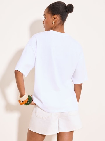 T-shirt oversize Lipsy en blanc