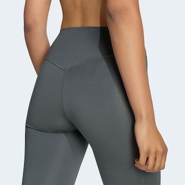 ADIDAS PERFORMANCE Skinny Workout Pants in Grey