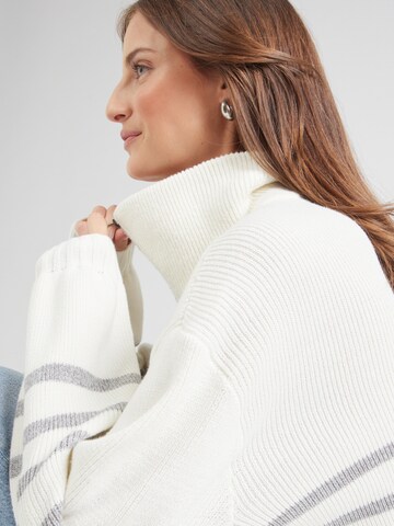 HOLLISTER Sweater 'EMEA' in White