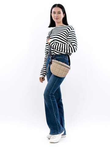Suri Frey Crossbody Bag 'Jancy' in Beige: front