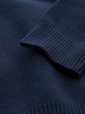 Next Sweter w kolorze niebieski
