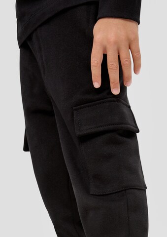 s.Oliver Tapered Hose in Schwarz