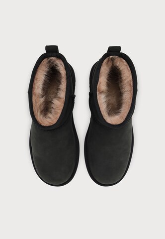 UGG Kozačky 'Classic Ultra' – černá