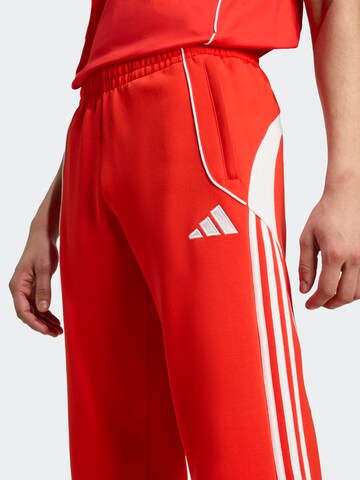 ADIDAS PERFORMANCE Tapered Sporthose 'FC Bayern UBP' in Rot