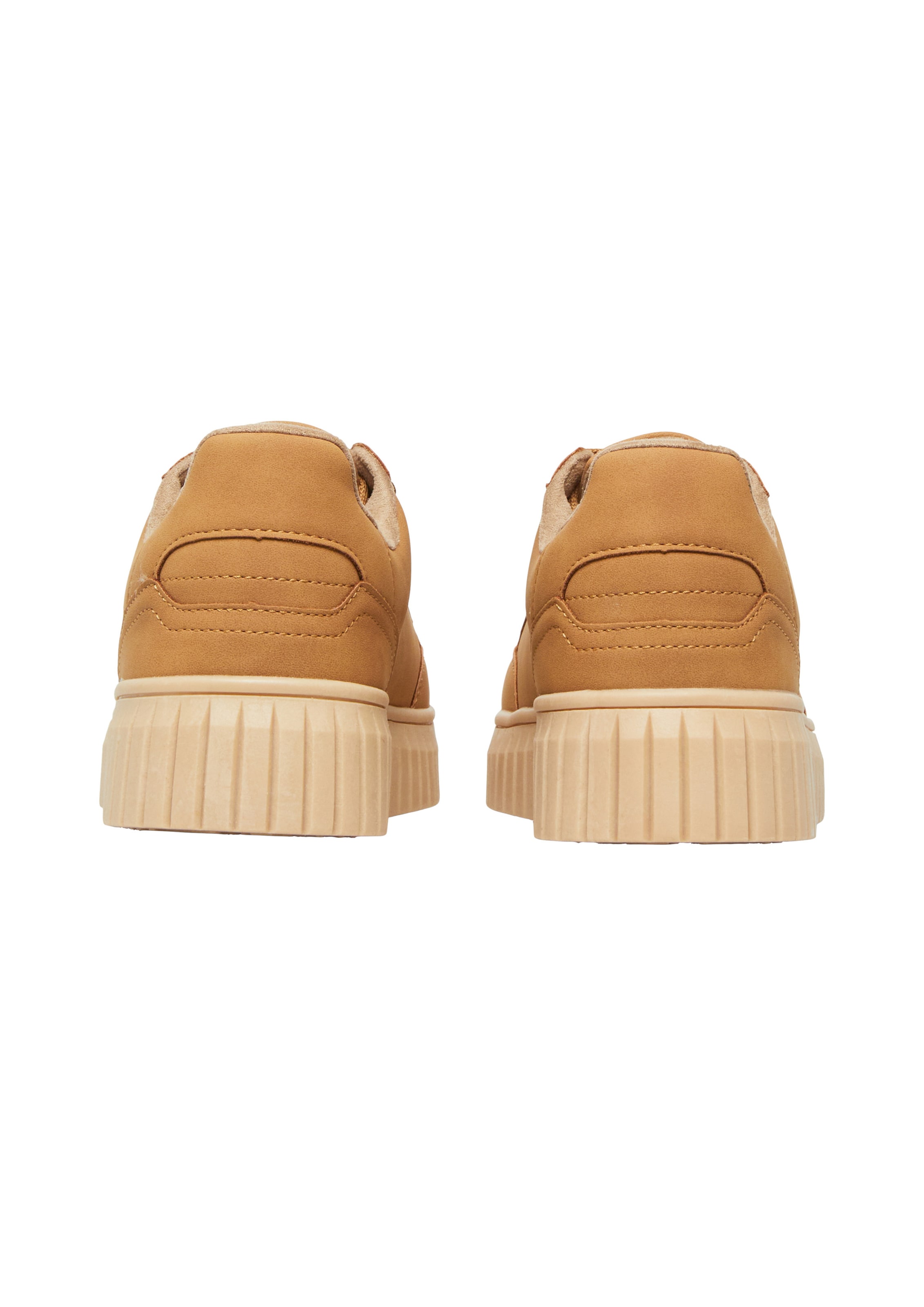 s.Oliver Sneakers laag in Bruin