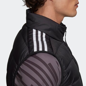 ADIDAS SPORTSWEAR Αθλητικό γιλέκο 'Essentials Light Down' σε μαύρο