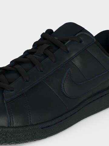 Nike Sportswear Sneakersy 'TENNIS CLASSIC' w kolorze czarny