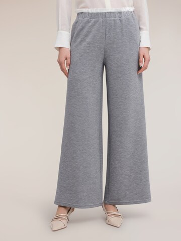 MOTIVI - Pierna ancha Pantalón en gris