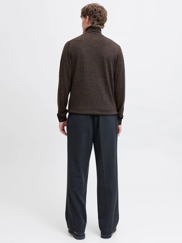 Pullover '12216829' di JACK & JONES in marrone