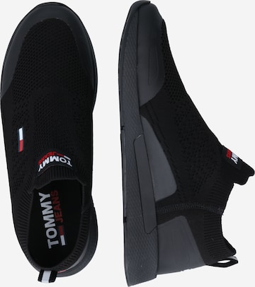 Tommy Jeans Slip on -tennarit värissä musta