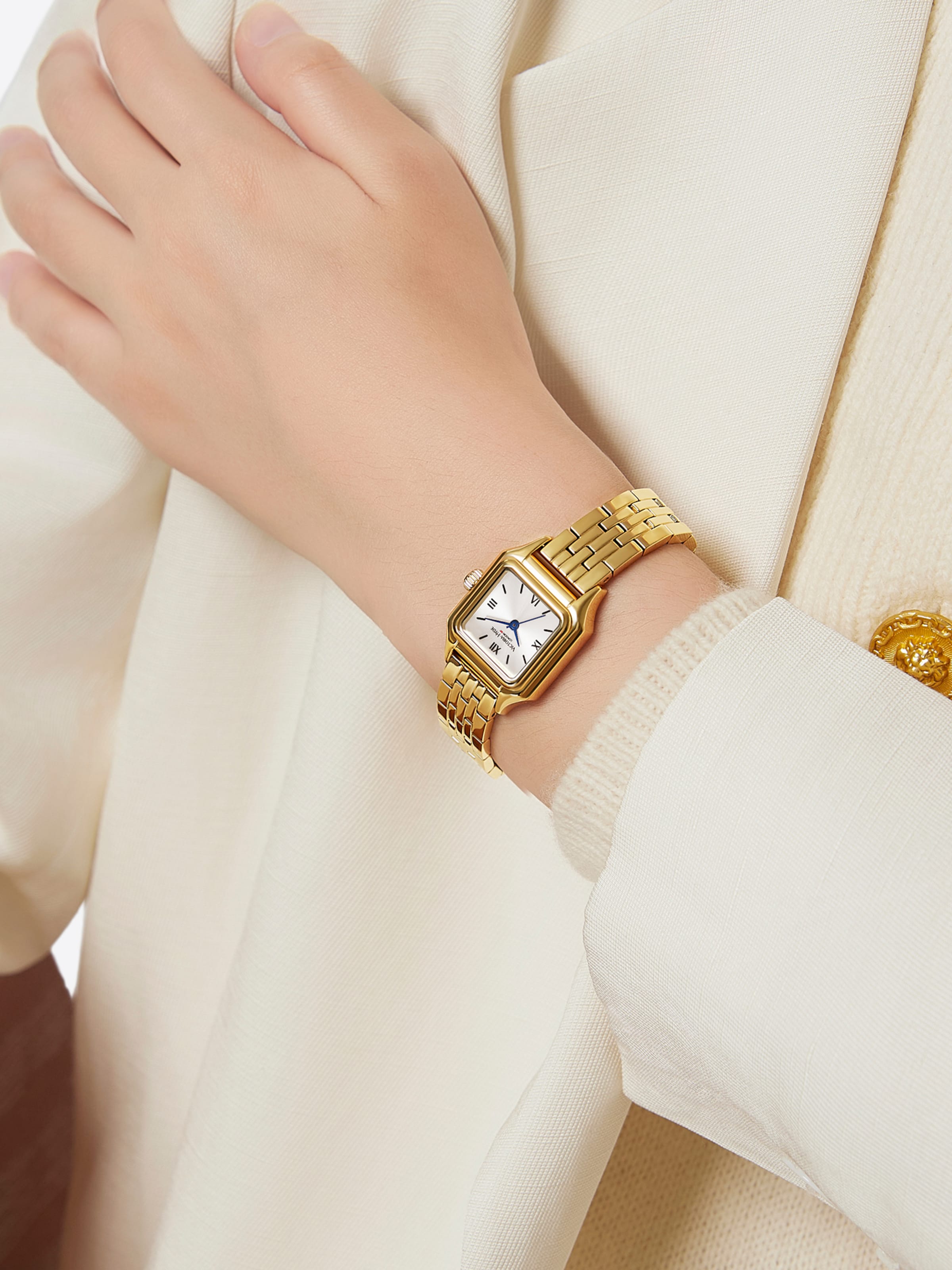 Victoria Hyde Analog Watch ' Perle ' in Gold: front
