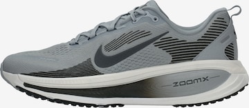 NIKE Running shoe 'VOMERO 18' in Grey: front