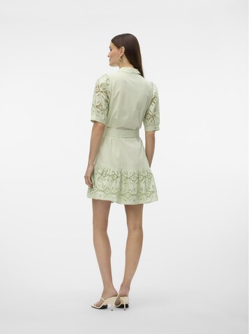 Robe-chemise 'NYNNE' VERO MODA en vert