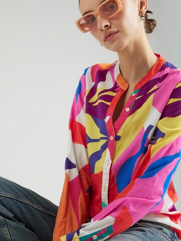 Emily Van Den Bergh Halenka – mix barev