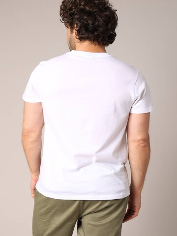 T-Shirt 'Pablo' Deeluxe en blanc