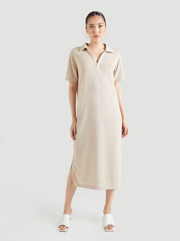 Robes en maille 'UELSE' b.young en beige : devant