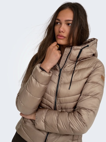 ONLY - Chaqueta de invierno 'ONLMIMI' en marrón