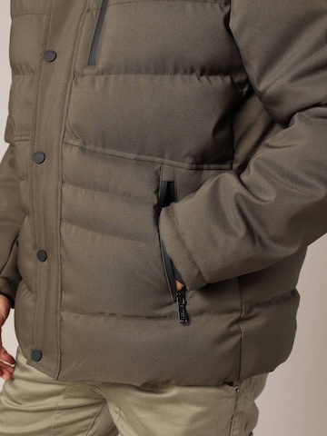 Veste d’hiver 'Chiro' Deeluxe en vert