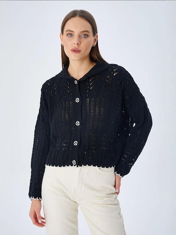 MixRay Knit Cardigan in Black: front