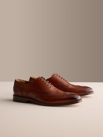 Scarpa stringata di Next in marrone