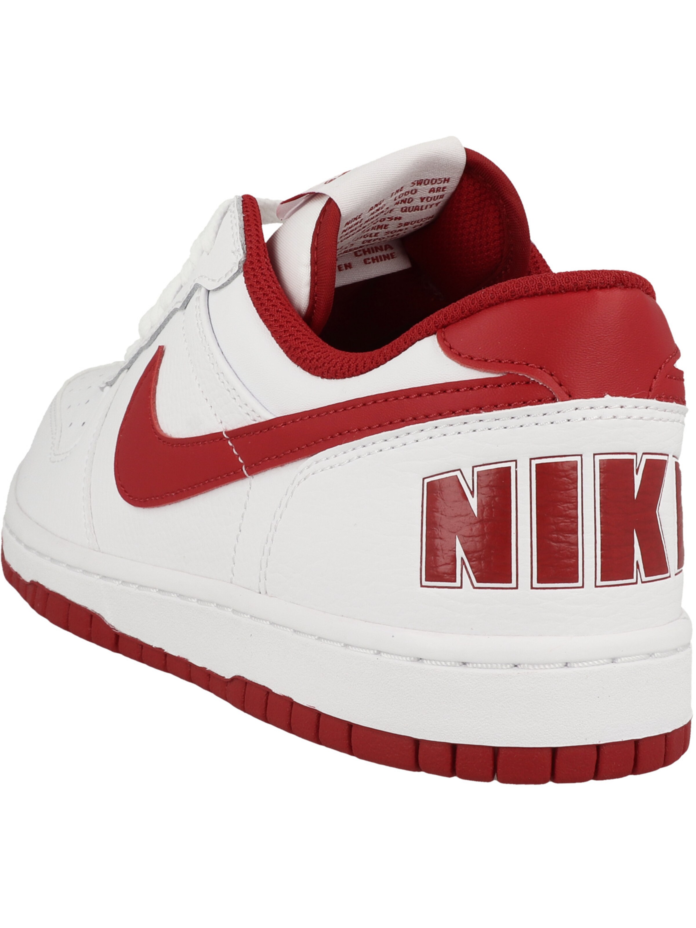 Nike Sportswear Platform trainers in White