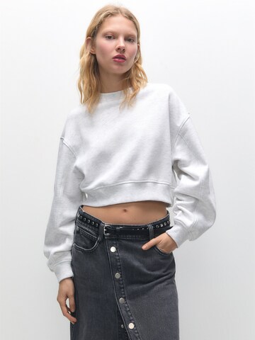 Sweat-shirt Pull&Bear en gris : devant