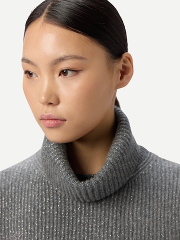 GOBI Cashmere Tröja 'Cashmere Sweater with Detachable Collar' i grå