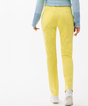 BRAX Slimfit Broek 'Mary' in Geel
