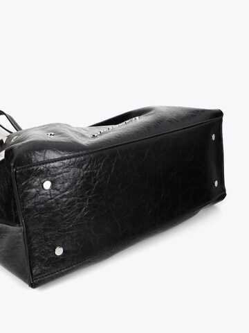 Shopper di Lola Casademunt in nero: inferiore