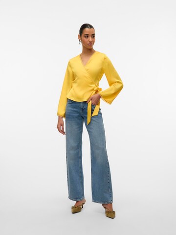VERO MODA Blouse 'VMSofia' in Geel