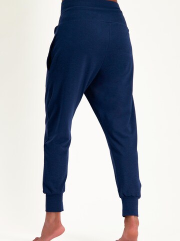 Urban Goddess Yoga & Activewear Tapered Hose 'Bhumi' in Blau