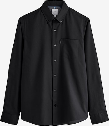 Next Regular Fit Paita värissä musta: etupuoli