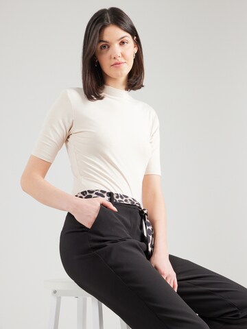 ABOUT YOU Shirt 'Lenni' in Beige: front
