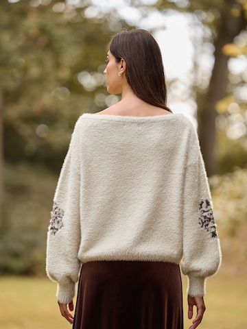 Next Sweater in Beige
