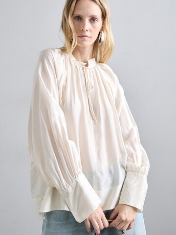 Munthe Блузка 'ROSEBERGER' в Бежевый