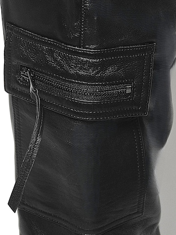 Be  Noble Regular Cargo trousers in Black