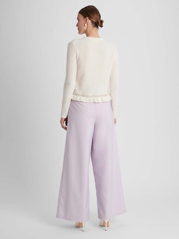 Cardigan 'Kate' GUIDO MARIA KRETSCHMER FOR BRIDGERTON en blanc