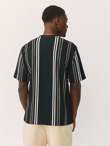 Next Μπλουζάκι σε μαύρο