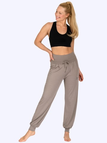Magadi Loose fit Workout Pants 'Florence' in Beige