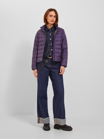 JJXX Between-Season Jacket 'Nora' in Purple