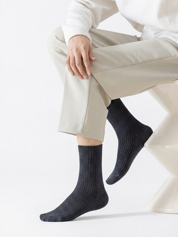 Millo Socken 'Cosy Steps'‌‌‌ in Grau