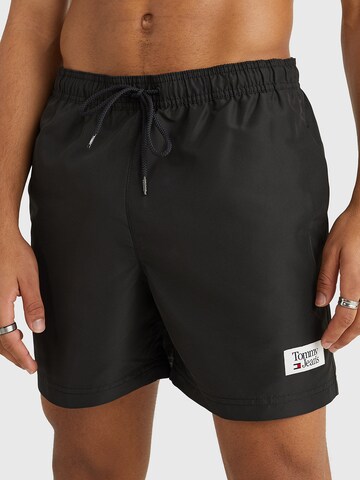 Shorts de bain Tommy Jeans en noir : devant