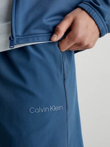 Regular Pantalon de sport Calvin Klein Sport en bleu