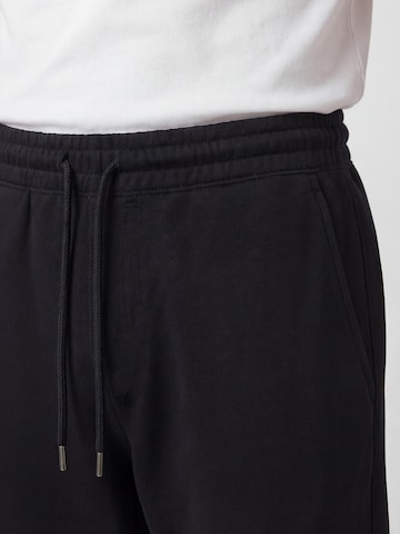 antargo Regular Pants in Black